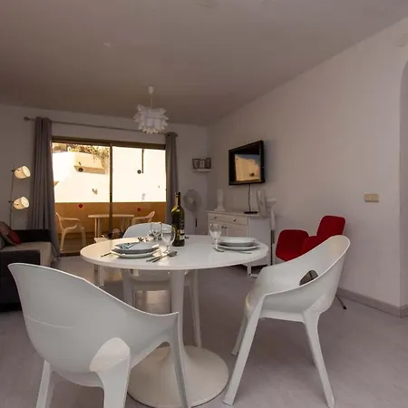 Mare 95 - One Bed Apartamento